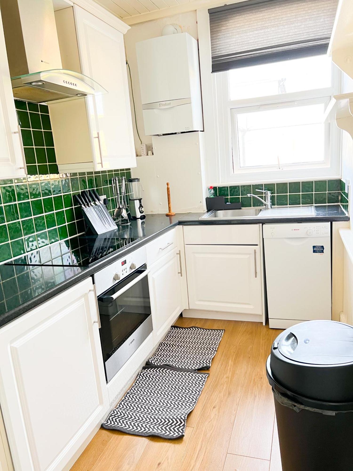Welcome 2 Bedrooms Flat In Wimbledon Appartamento