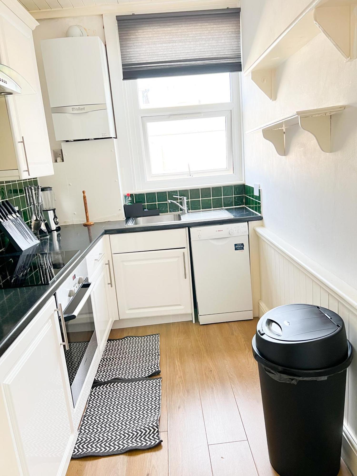 Appartamento Welcome 2 Bedrooms Flat In Wimbledon Londra