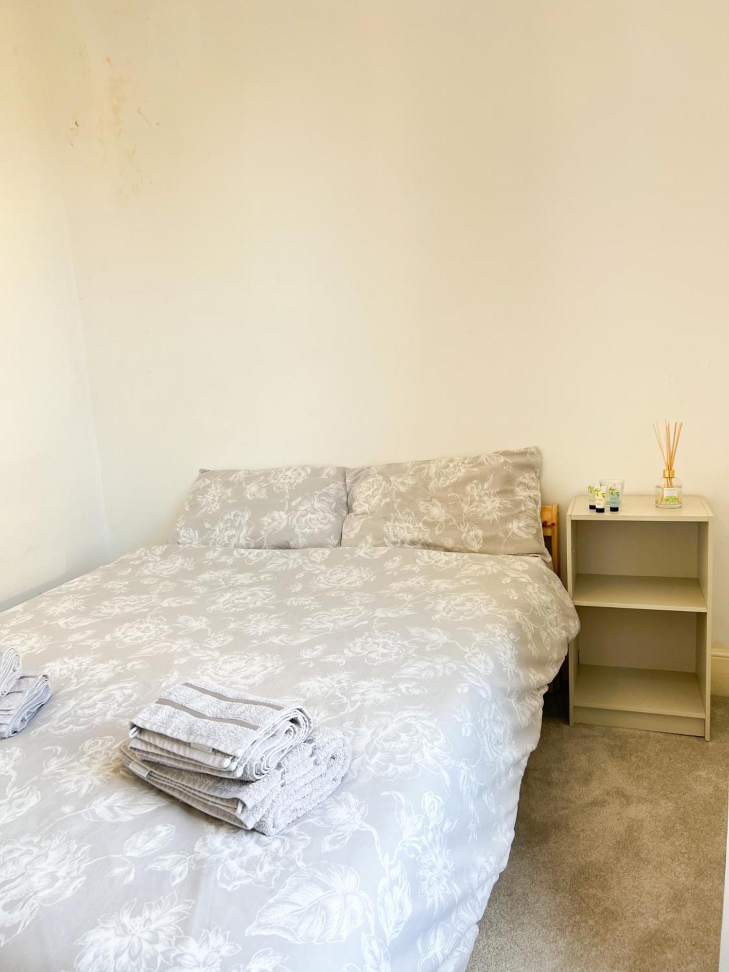 Appartamento Welcome 2 Bedrooms Flat In Wimbledon