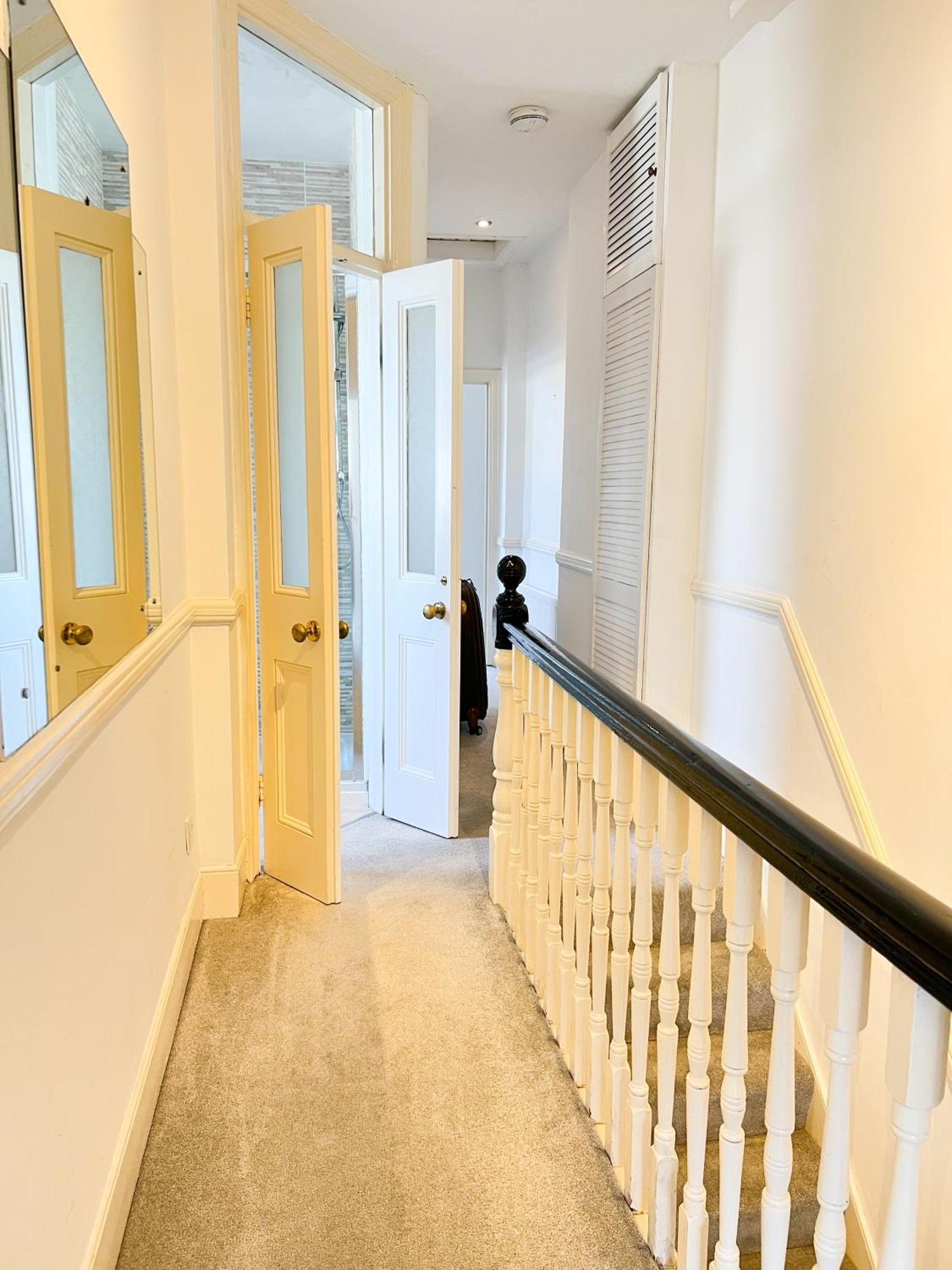 Appartamento Welcome 2 Bedrooms Flat In Wimbledon Londra