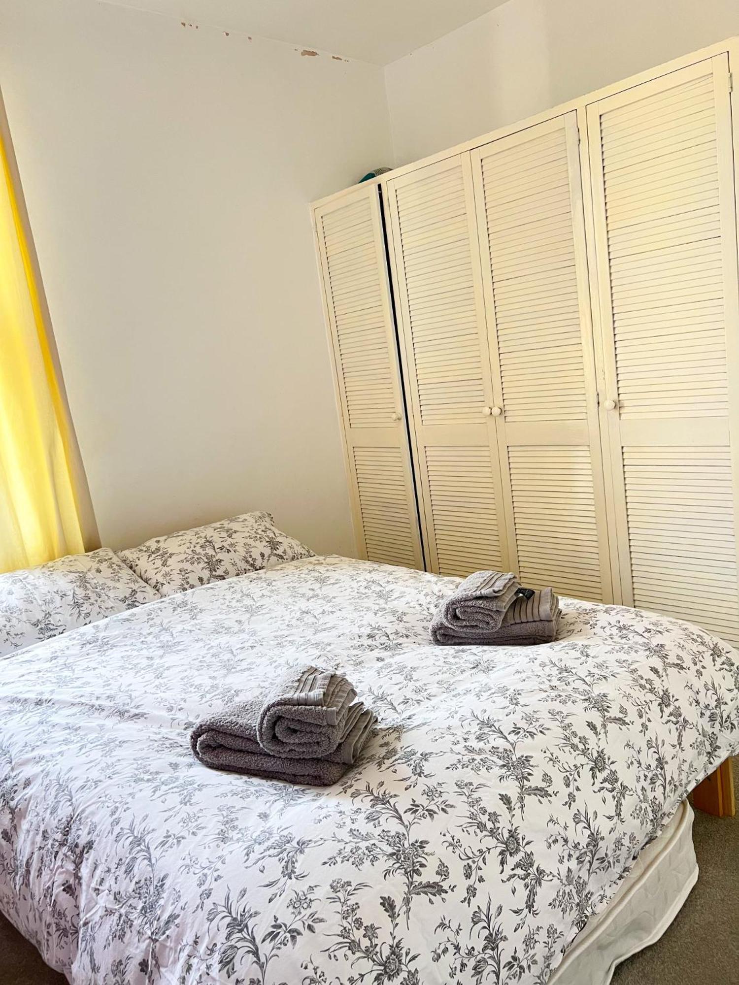 Appartamento Welcome 2 Bedrooms Flat In Wimbledon Londra
